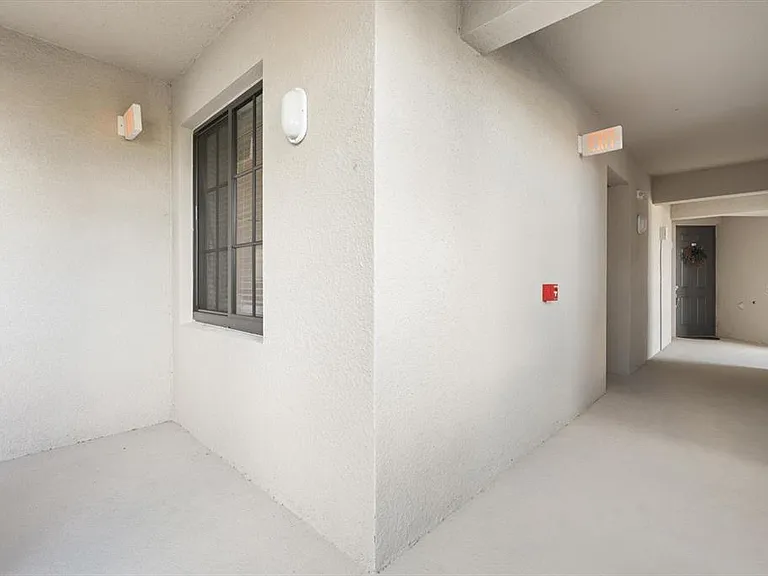 17704 Gawthrop Dr #207 — Photo 28