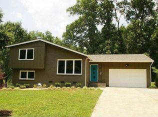 313 Manning Dr, Charlotte, NC 28209