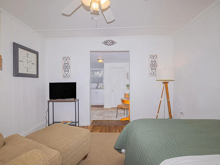 1131 Leesville St #E — Photo 1