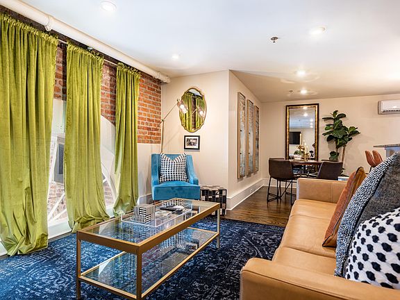 3rd image of 508 Toulouse St APT 203