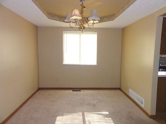 3rd image of 7053 Winnow Ct