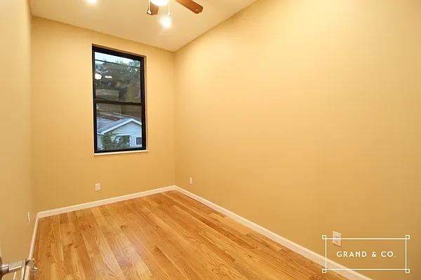 Rented by Grand & Co. | media 10