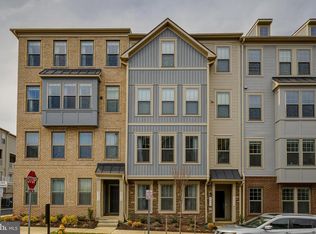203 Park Central Ter, Manassas, VA