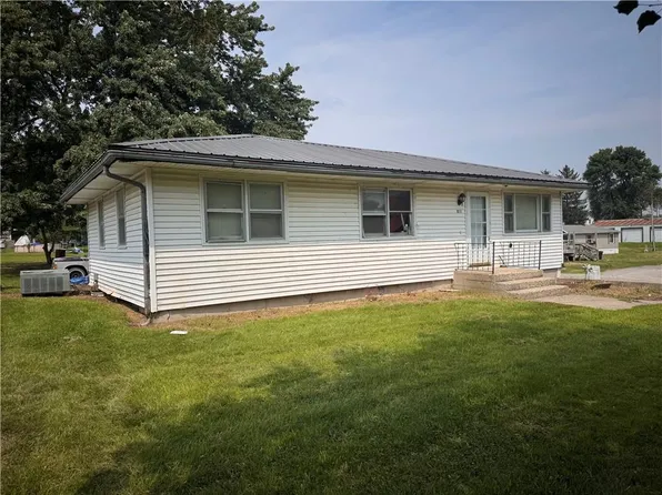 211 N 3rd St, King City, MO 64463