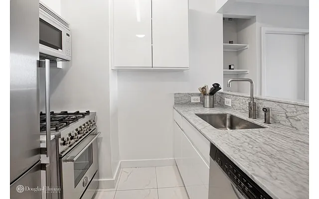 Rented by Douglas Elliman | media 11