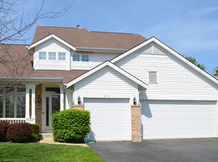 865 Deer Path Dr, Antioch, IL 60002