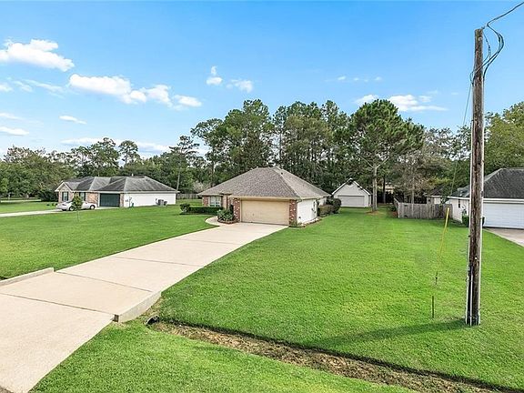 3rd image of 1011 Sullivan Pl