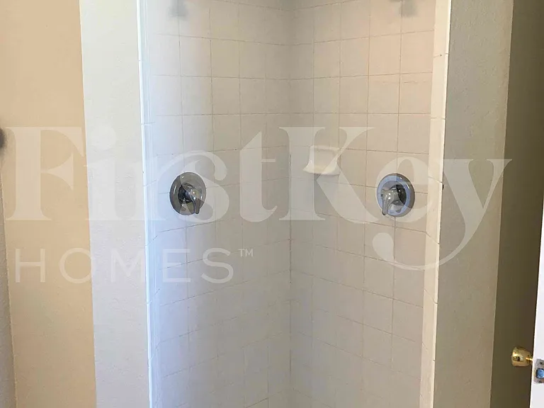 3807 25th St SW — Photo 14