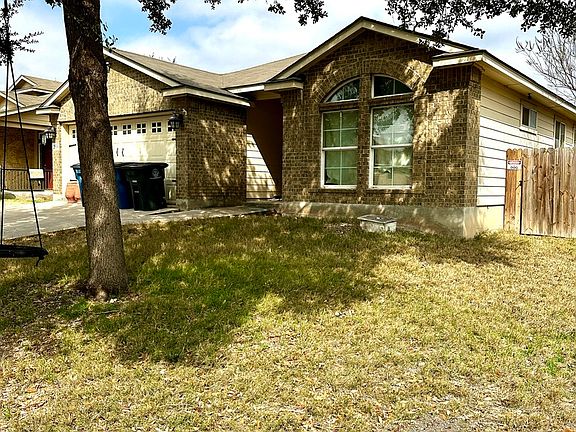 3rd image of 2539 FAYETTE DR