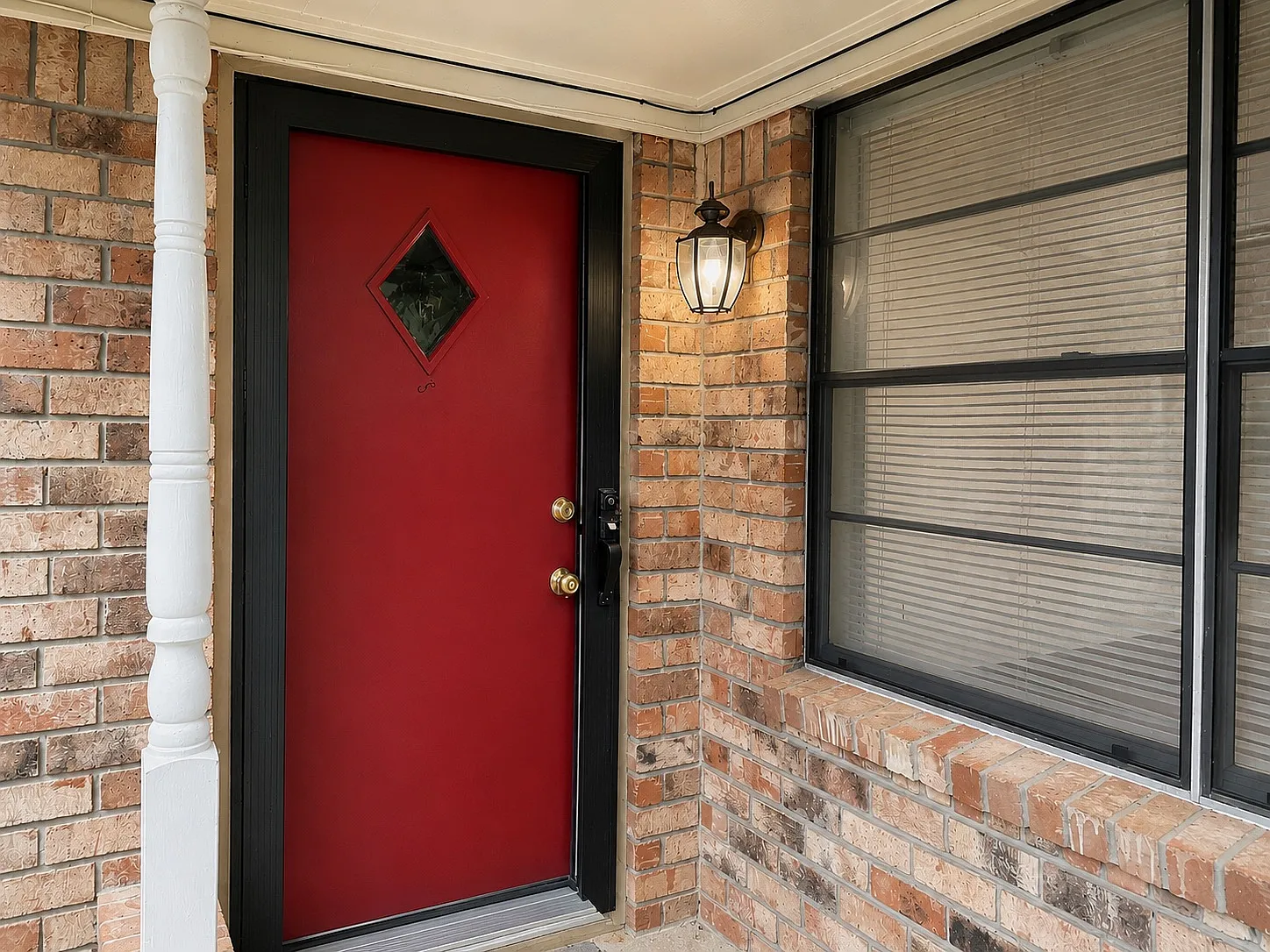 2 bed, 1.5 bath, 1121 sqft, $1,445 — Photo 2