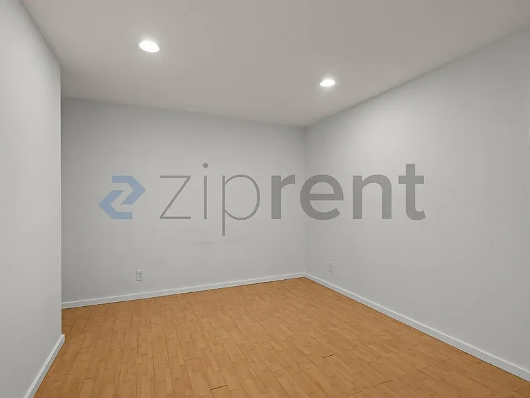 2915 Harris Pl S — Photo 20