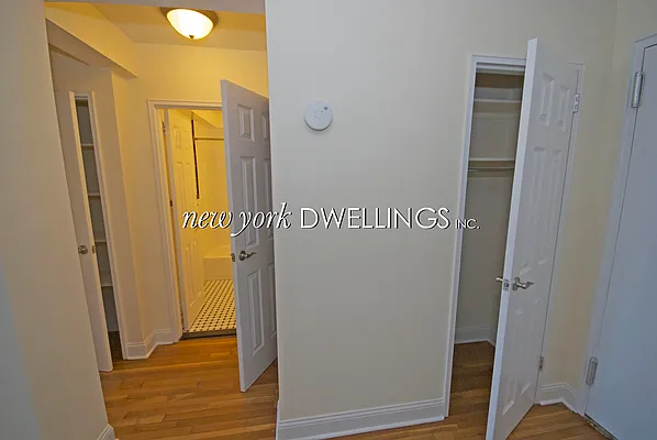 Rented by New York Dwellings LLC | media 26