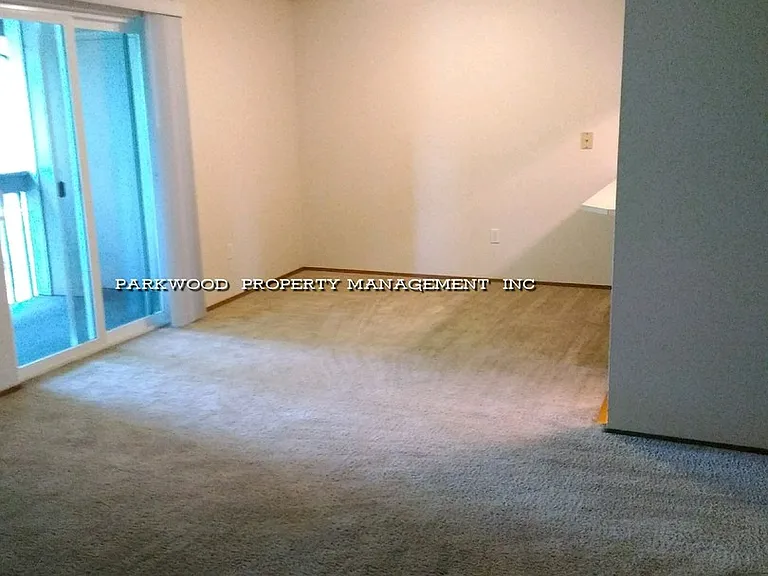 7715 Douglas St W #14 — Photo 10