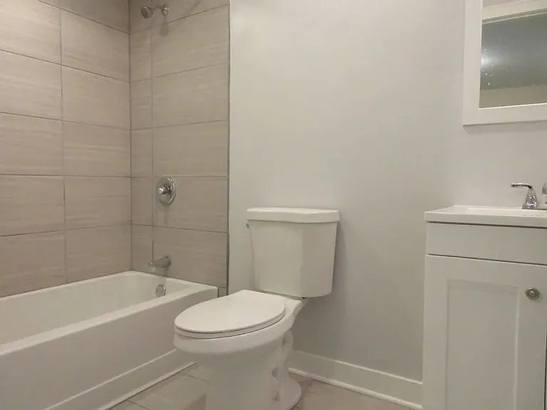 2020 N Bissell St #1F — Photo 19