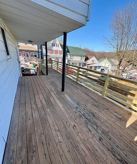 223 Carbon St — Photo 18