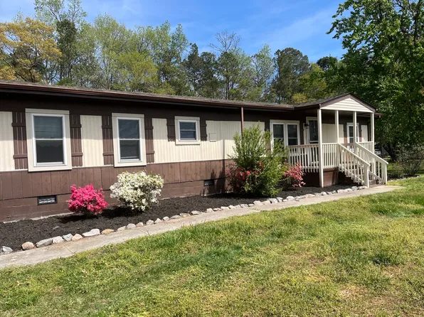 3739 Halifax Rd, Petersburg, VA 23805