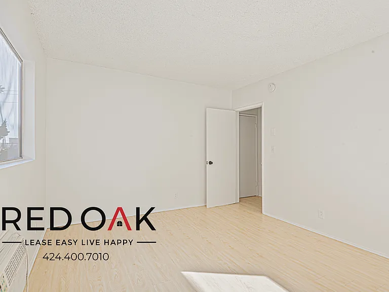 2065 Rodney Dr #103 — Photo 18