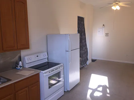 Rented by RealTegrity NY LLC | media 5