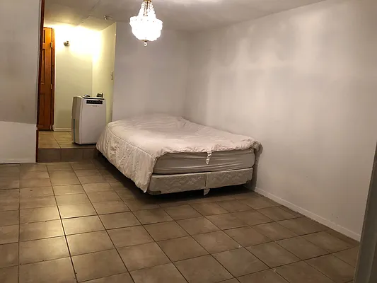 Rented by Yup Realty LLC | media 32