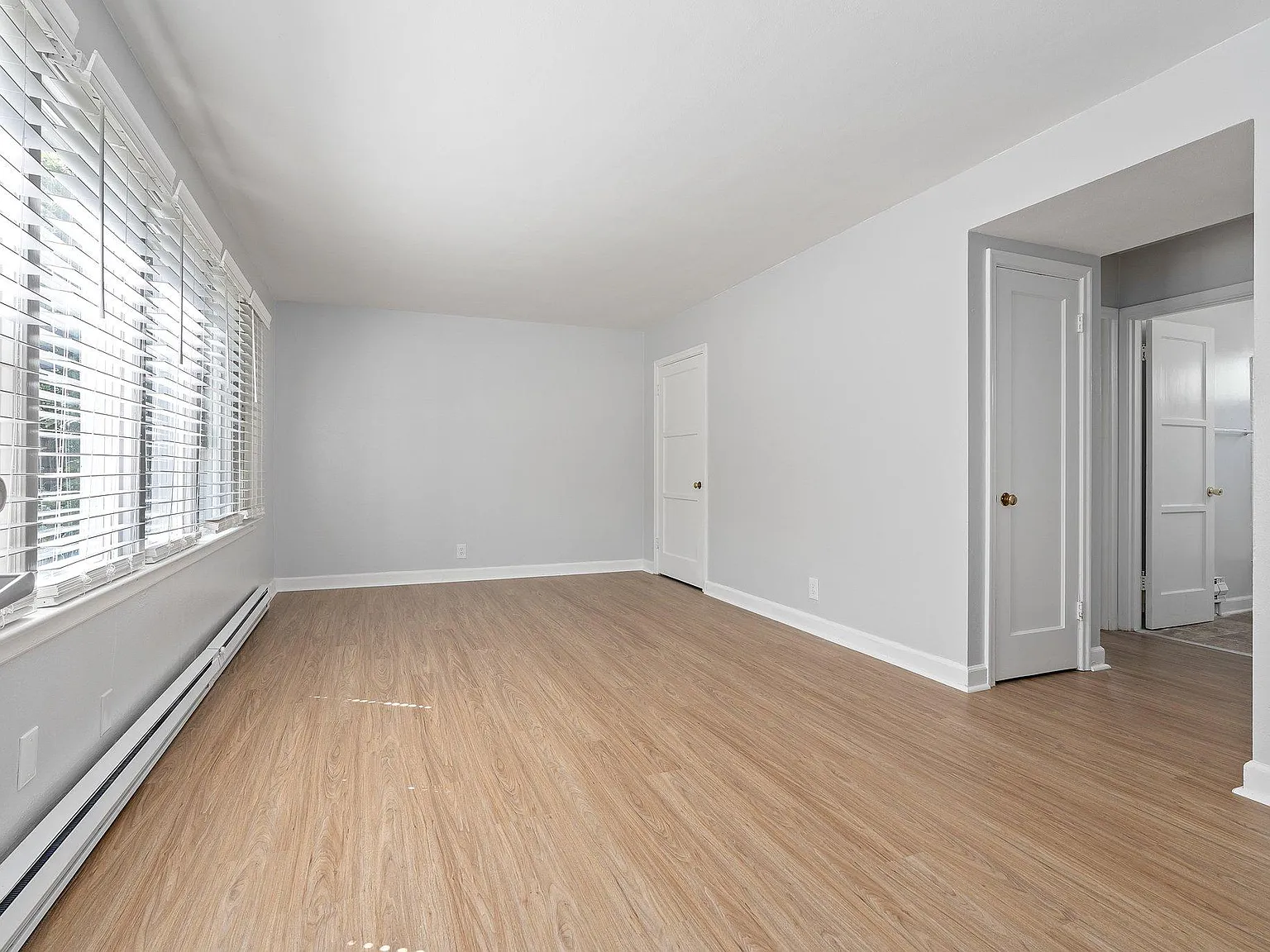Lawton Apartments — Photo 4