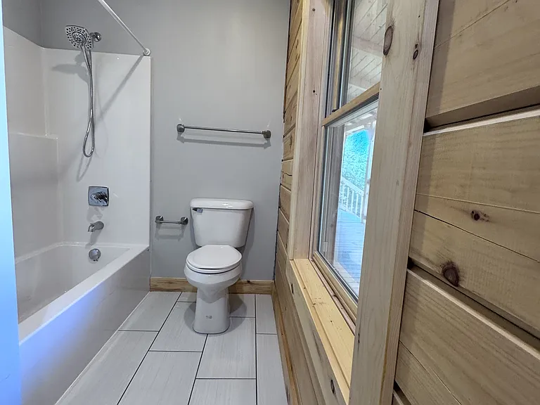 1339 Hickory Point Dr — Photo 13