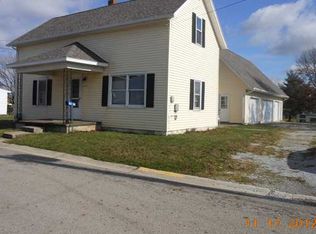 104 Hickory St, Botkins, OH 45306