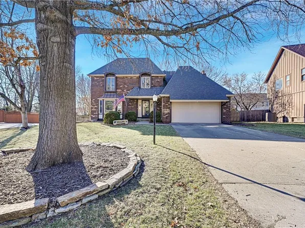 11396 King St, Overland Park, KS 66210