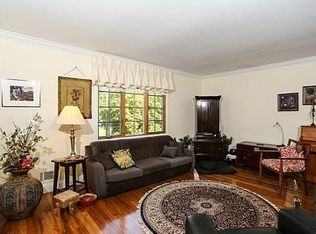 51 Ross Hall Blvd N, Piscataway, NJ 08854