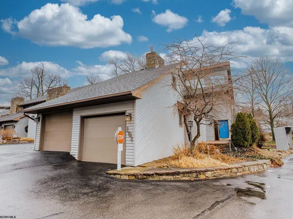 101 Lakeview Estate Townhomes, Morgantown, WV 26508