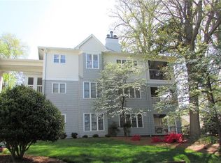 246 Oakwood Ct, Winston Salem, NC 27103
