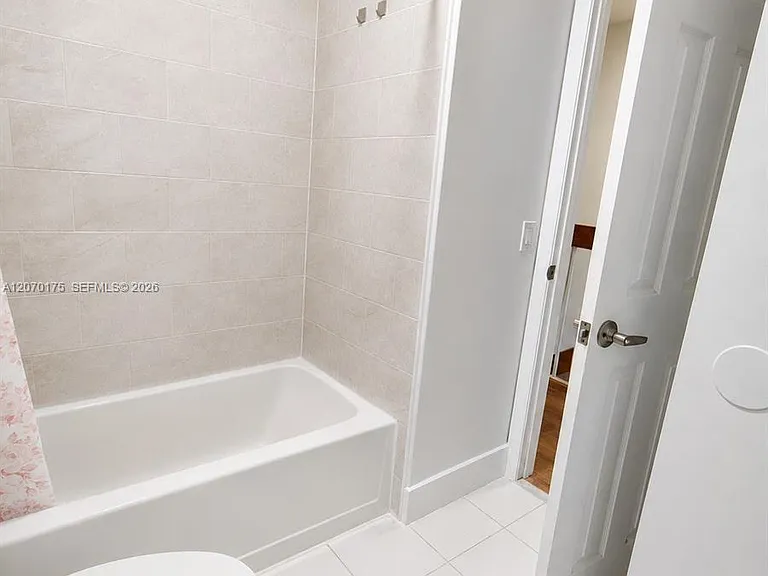 550 NW 82nd Ct #383 — Photo 25