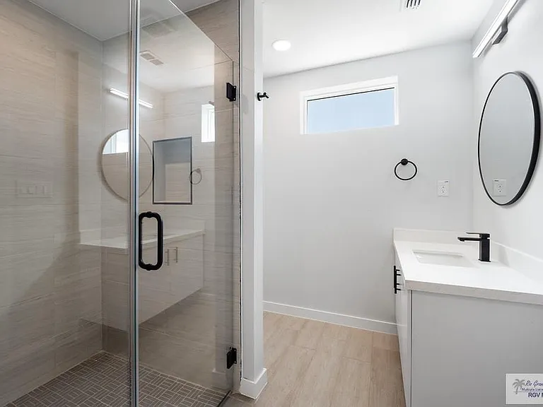 6217 Mackenna Dr — Photo 18