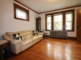209 Aspinwall Ave #1, Brookline, MA 02446