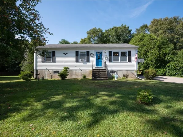 9 Atlas St, Westerly, RI 02891