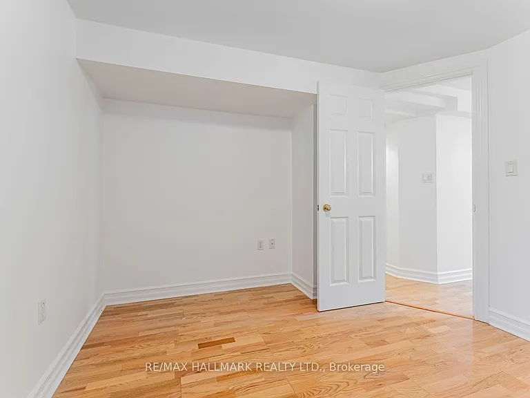 47 Manchester Ave #2 — Photo 16
