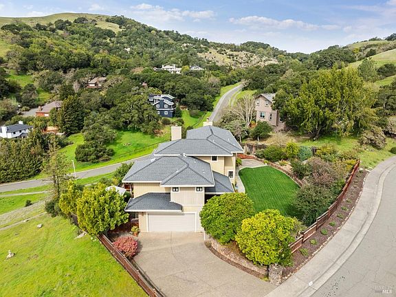 5th image of 76 San Domingo Way