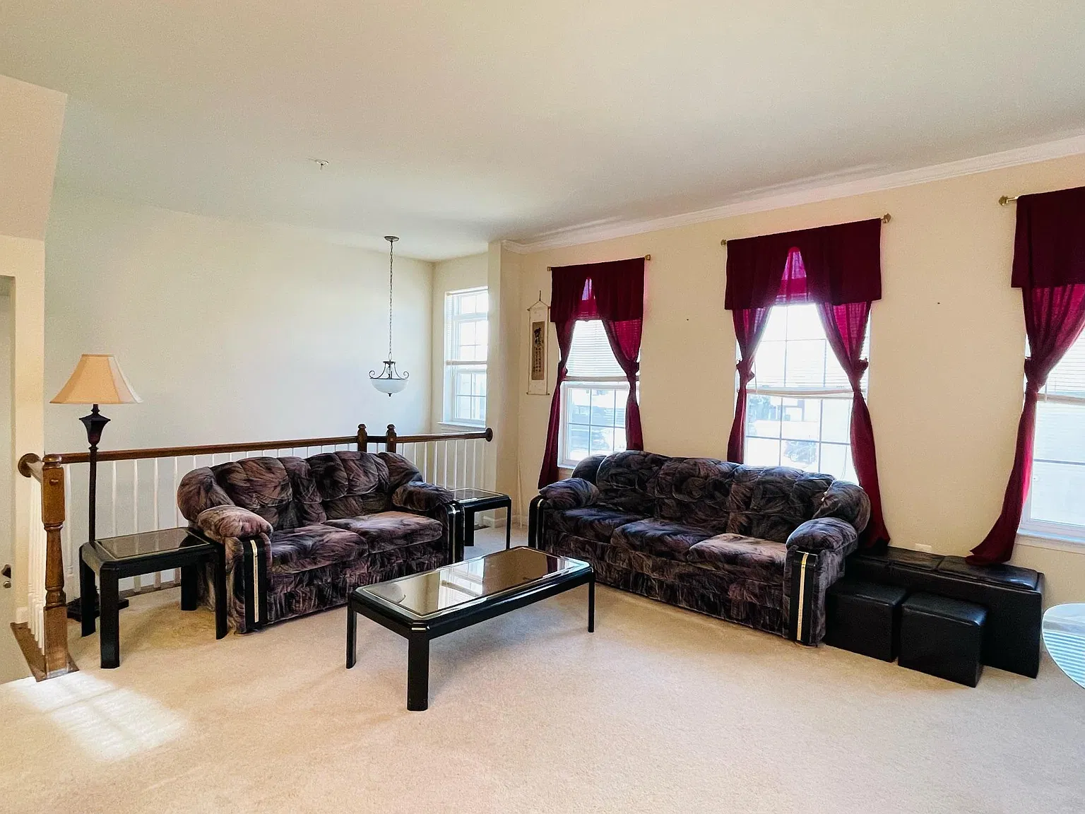 3 bed, 2832 sqft, $3,300 — Photo 4