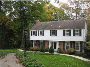 16 Old Timber Trl, Pittsburgh, PA 15238