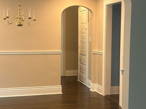 5th image of 149 Hamilton Dr Floor 1
