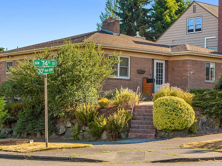 3003 NW 74th St — Photo 1