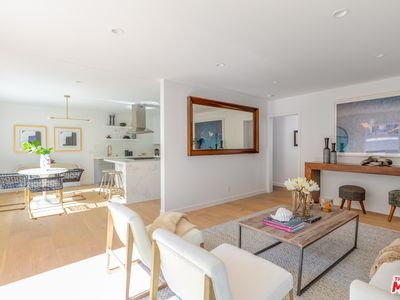 1041 Lincoln Blvd Unit 2, Santa Monica, CA, 90403