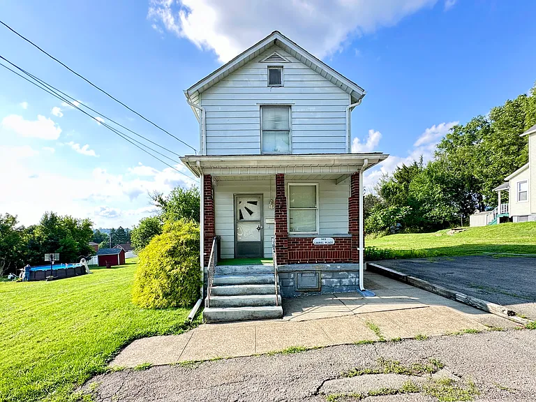 1413 Laurel Pl — Photo 16