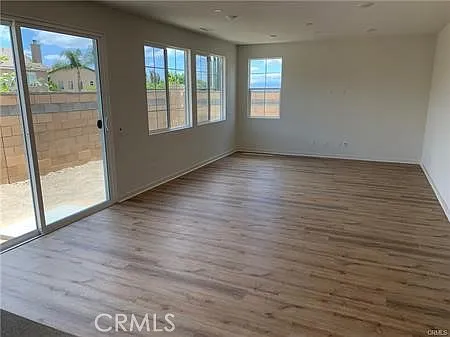1614 Burl Dr — Photo 3