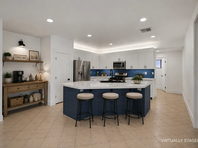 56 Ashby Hills Ct — Photo 18