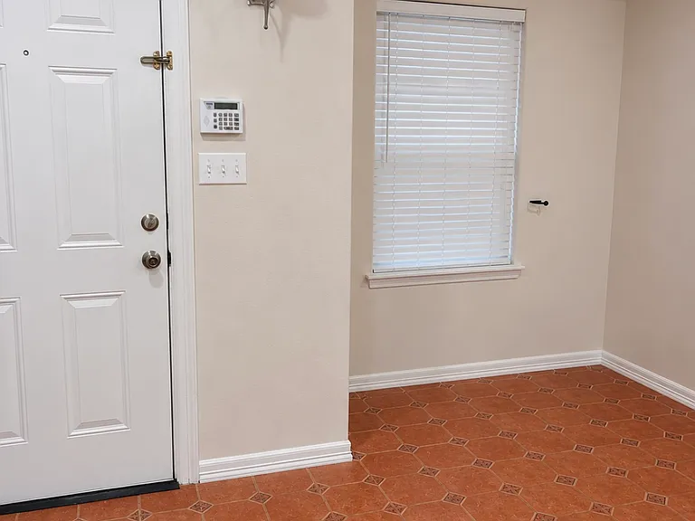 4013 Steffy Dr — Photo 16