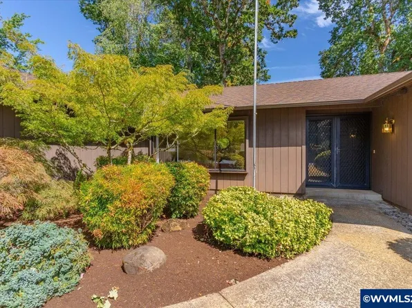 1706 Juneau St S, Salem, OR 97302