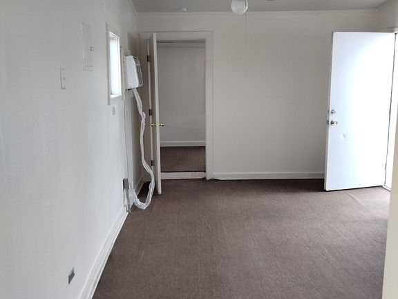 3rd image of 1012 E Johnston Ave APT 5