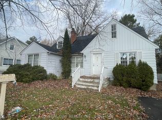 251 Richmond St, Richmond Hill, ON L4C3Y9
