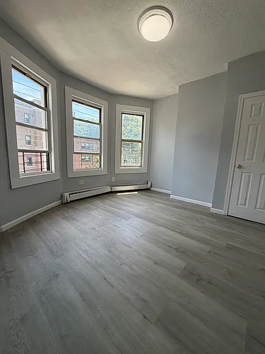 67 Van Cortlandt Park Ave Photo 1
