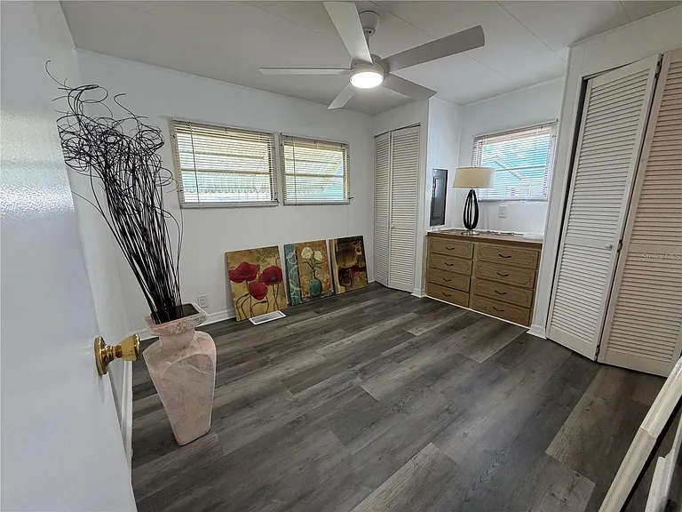 5221 Beechmont Ave — Photo 22
